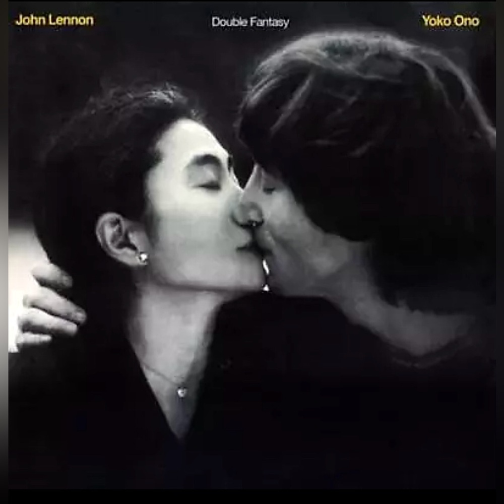 JOHN LENNON - NEAR MINT
"DOUBLE FANTASY" 1980 LP, GEFFIN GHS 2001